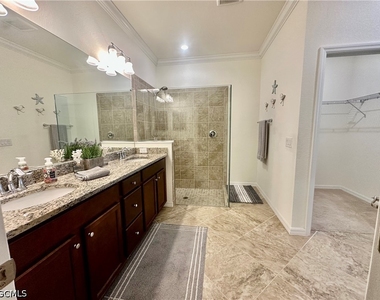 11600 Golden Oak Terrace - Photo Thumbnail 12