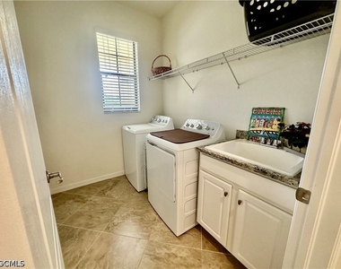 11600 Golden Oak Terrace - Photo Thumbnail 18