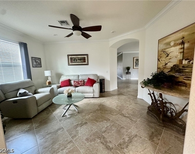 11600 Golden Oak Terrace - Photo Thumbnail 4