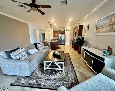 11600 Golden Oak Terrace - Photo Thumbnail 8