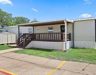 2222 N Austin Avenue - Photo Thumbnail 1