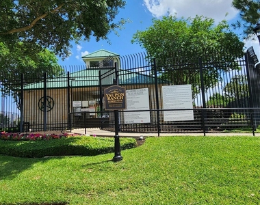 8006 Indian Desert Drive - Photo Thumbnail 31