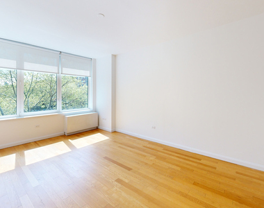 795 Columbus Ave - Photo Thumbnail 2