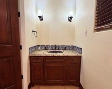 12410 Keith Rd - Photo Thumbnail 34