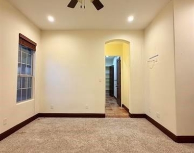 12410 Keith Rd - Photo Thumbnail 37