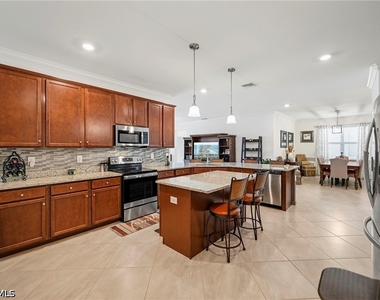 3424 Murcia Court - Photo Thumbnail 6