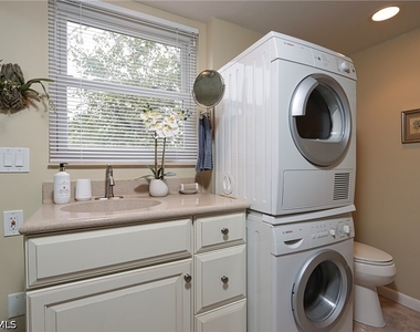 940 3rd Street S - Photo Thumbnail 12