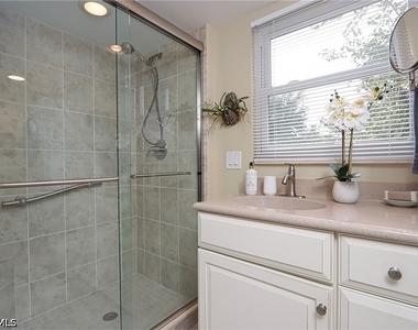 940 3rd Street S - Photo Thumbnail 9