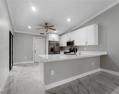 17754 Grande Bayou Court - Photo Thumbnail 11