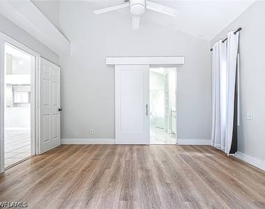 351 Pindo Palm Drive - Photo Thumbnail 16