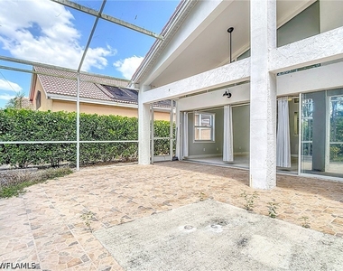 351 Pindo Palm Drive - Photo Thumbnail 38