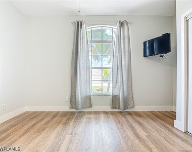 351 Pindo Palm Drive - Photo Thumbnail 25