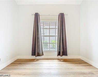 351 Pindo Palm Drive - Photo Thumbnail 24