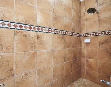 12854 Carrington Circle - Photo Thumbnail 25