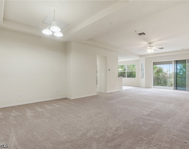 12854 Carrington Circle - Photo Thumbnail 7