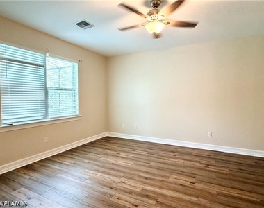 16432 Aberdeen Way - Photo Thumbnail 6