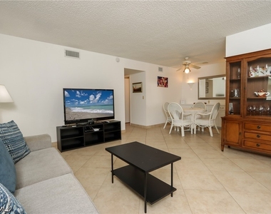 766 Central Avenue - Photo Thumbnail 3
