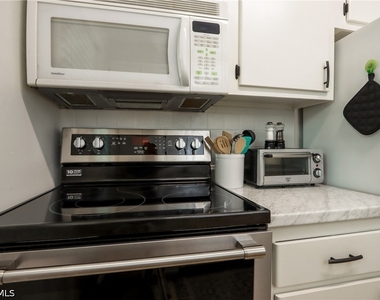 766 Central Avenue - Photo Thumbnail 7