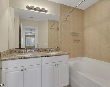 10260 Olivewood Way - Photo Thumbnail 14