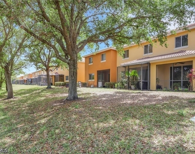 10260 Olivewood Way - Photo Thumbnail 24