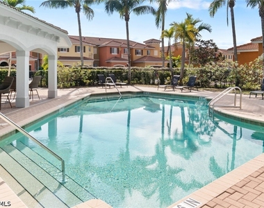 10260 Olivewood Way - Photo Thumbnail 31