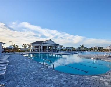5749 Double Eagle Circle - Photo Thumbnail 34
