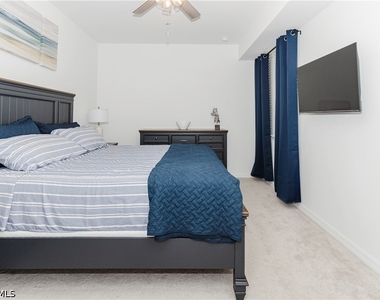 5749 Double Eagle Circle - Photo Thumbnail 11