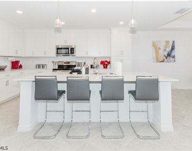 5749 Double Eagle Circle - Photo Thumbnail 2