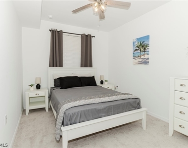 5749 Double Eagle Circle - Photo Thumbnail 12