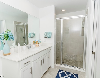 5749 Double Eagle Circle - Photo Thumbnail 10