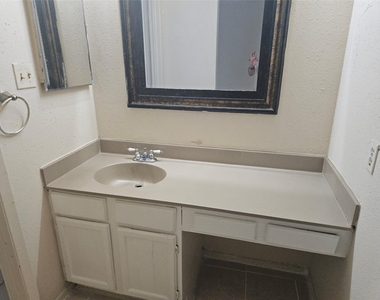18539 Lippizaner Drive - Photo Thumbnail 24
