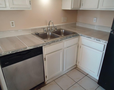 18539 Lippizaner Drive - Photo Thumbnail 34