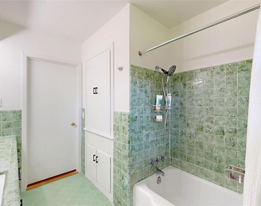 4826 Waynesboro Drive - Photo Thumbnail 17