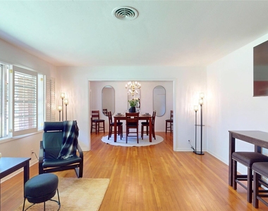 4826 Waynesboro Drive - Photo Thumbnail 6
