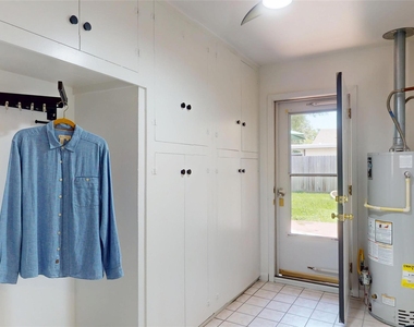 4826 Waynesboro Drive - Photo Thumbnail 19