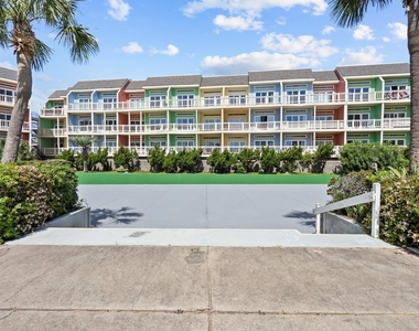 7820 Seawall Boulevard - Photo Thumbnail 39