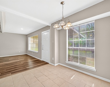 403 Mistywood Drive - Photo Thumbnail 3