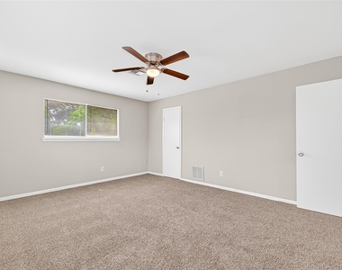 403 Mistywood Drive - Photo Thumbnail 16