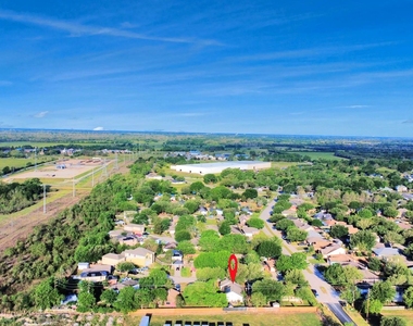 1611 Bob White Street - Photo Thumbnail 17