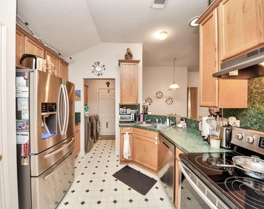 1611 Bob White Street - Photo Thumbnail 4