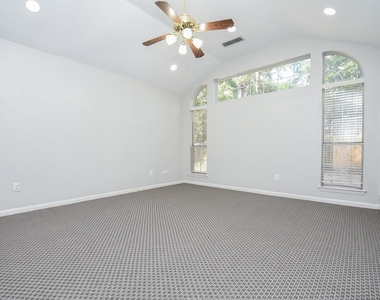202 W Sterling Pond Circle - Photo Thumbnail 19