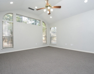 202 W Sterling Pond Circle - Photo Thumbnail 17