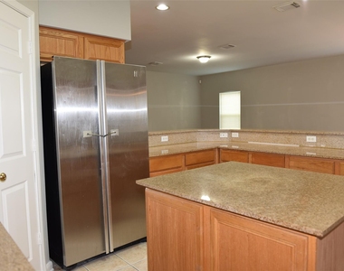 6807 Turtlewood Drive - Photo Thumbnail 3
