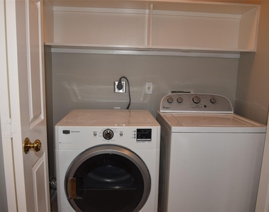 6807 Turtlewood Drive - Photo Thumbnail 23