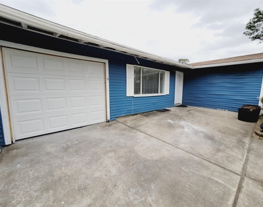 7535 Thurow Street - Photo Thumbnail 1
