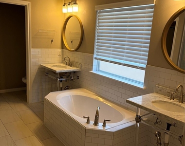 15939 Cottage Ivy Circle - Photo Thumbnail 15