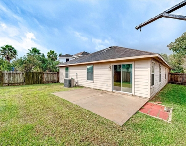 7910 Raven Creek Lane - Photo Thumbnail 33