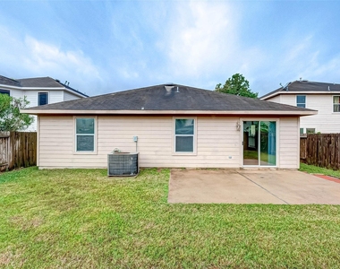 7910 Raven Creek Lane - Photo Thumbnail 31