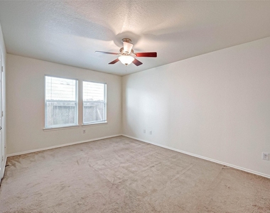 7910 Raven Creek Lane - Photo Thumbnail 26