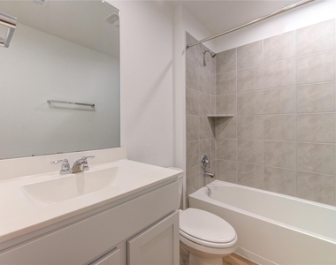 7715 Smooth Valley Court - Photo Thumbnail 5